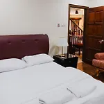 Bangsar Villa For Groups, Event Space And Family Fun