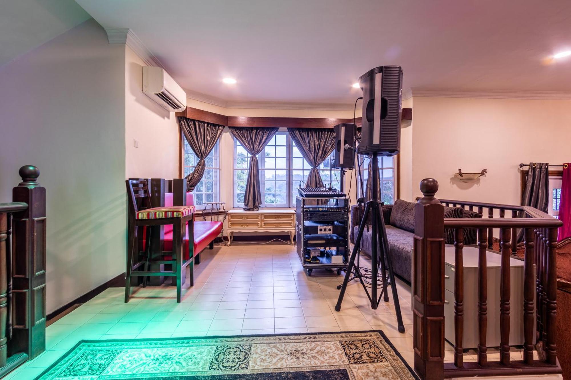 Bangsar For Groups, Event Space And Family Fun Vila Kuala Lumpur