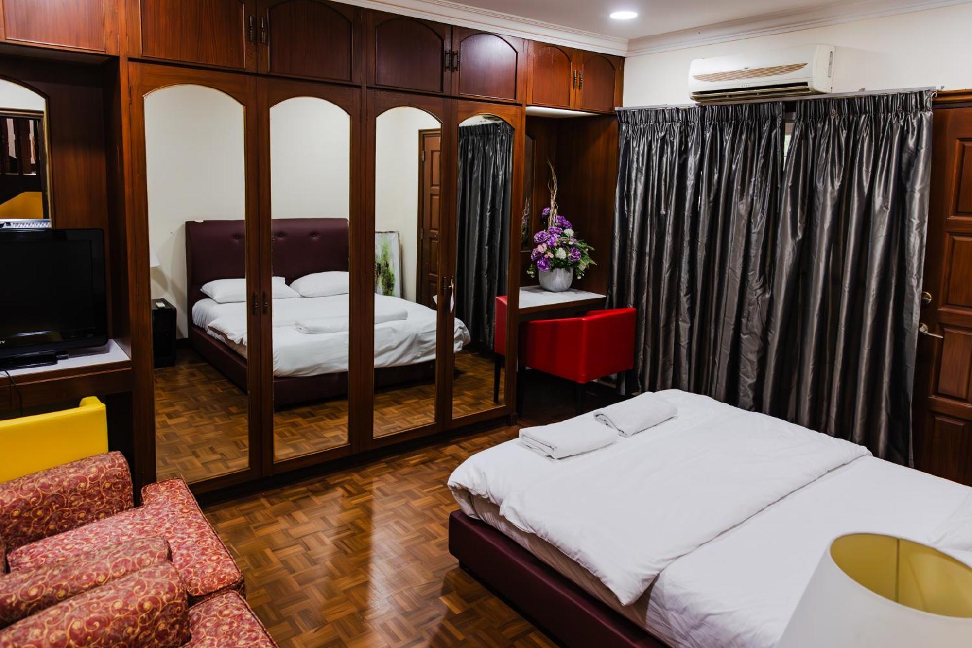 Villa Bangsar For Groups, Event Space And Family Fun *